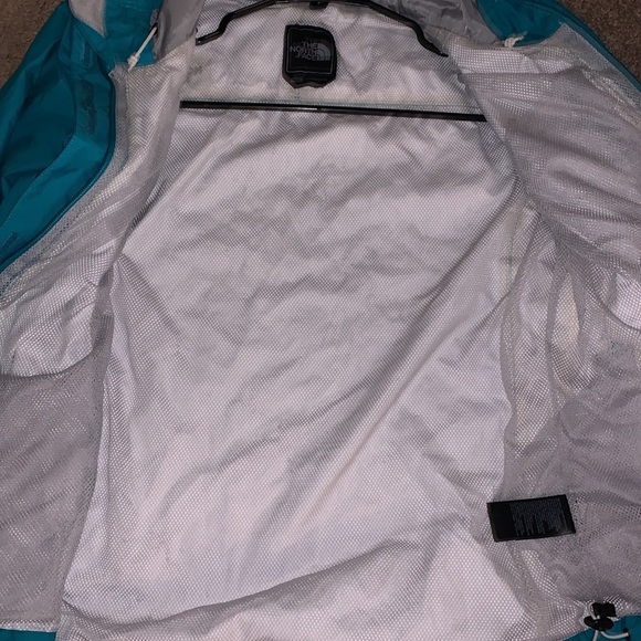 The North Face HyVent Rain Jacket Size Small - Picture 6 of 8